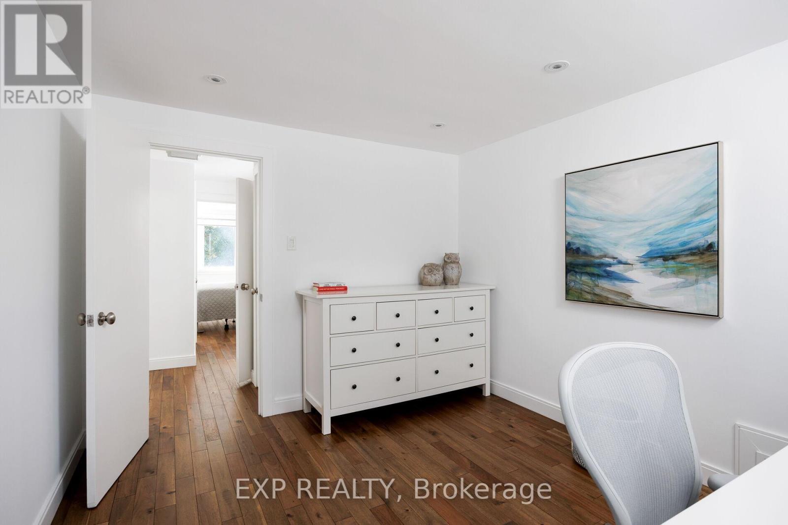 Photo 35 of 870 Royal York Road, Toronto ON