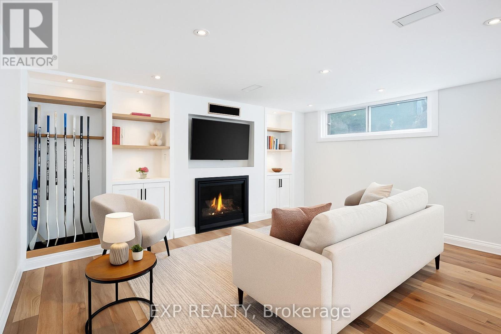 Photo 40 of 870 Royal York Road, Toronto ON