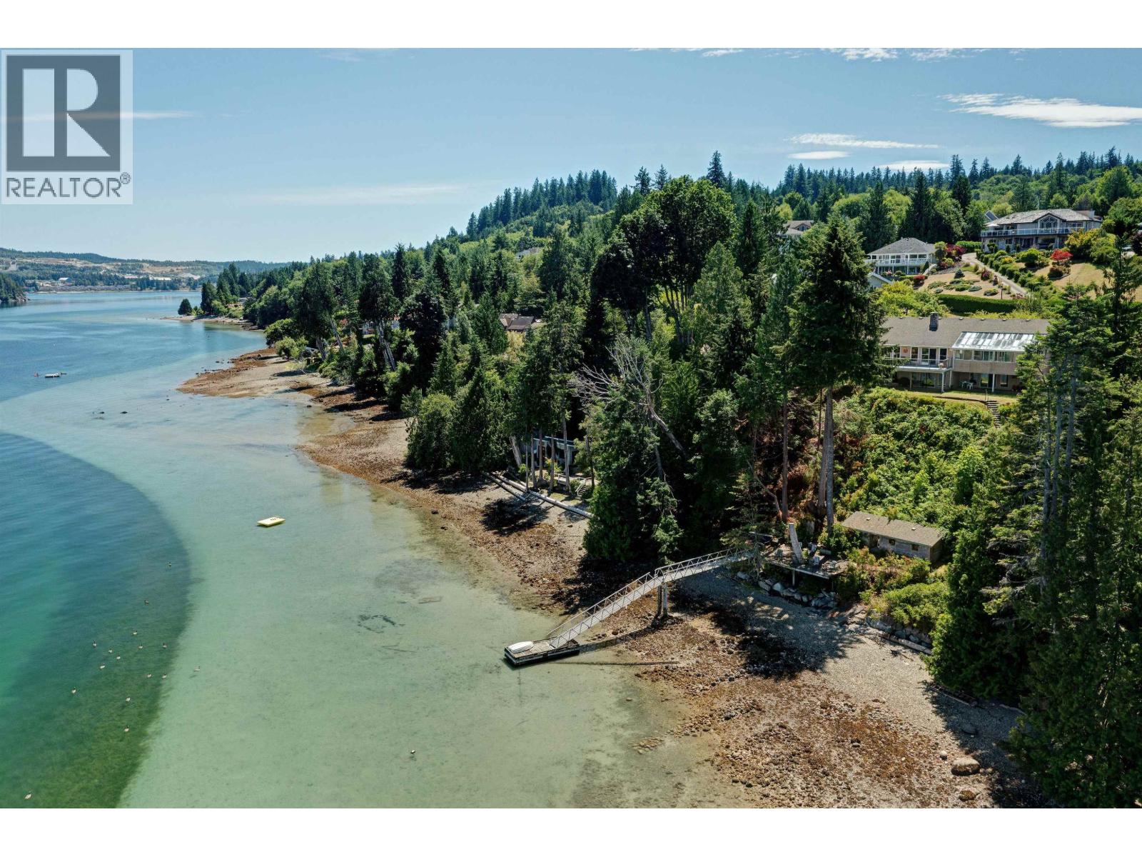 6448 N GALE AVENUE, Sechelt