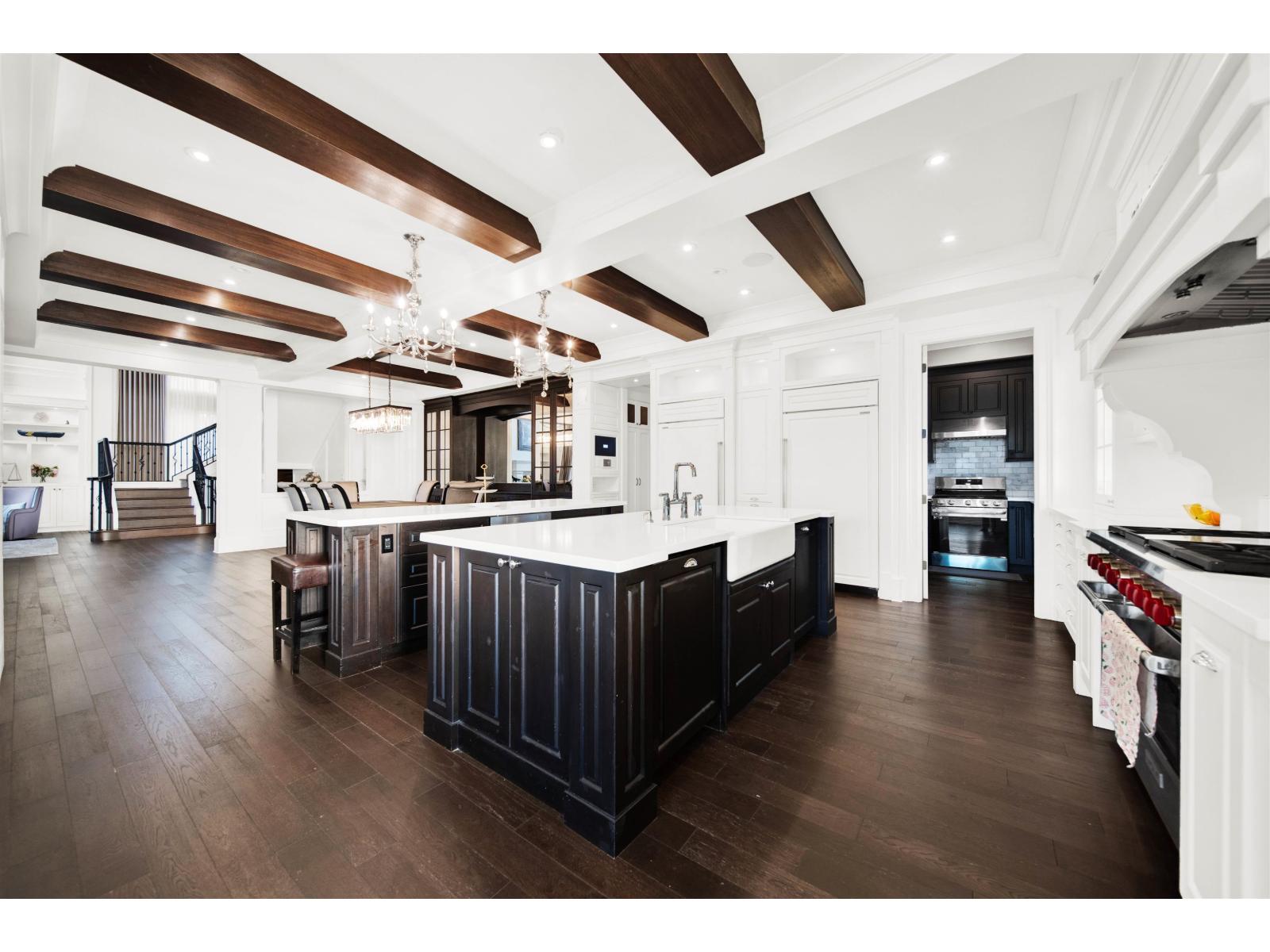 Photo 9 of 15957 39 A Avenue, Surrey BC