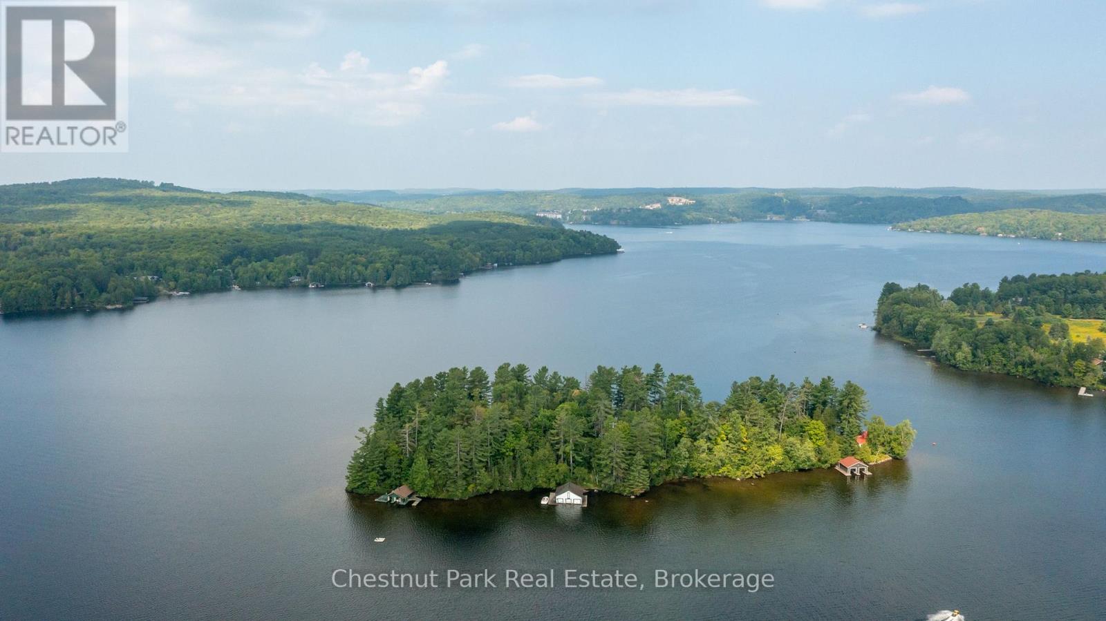 Photo 1 of 4 Hills Island, Lake Of Bays ON