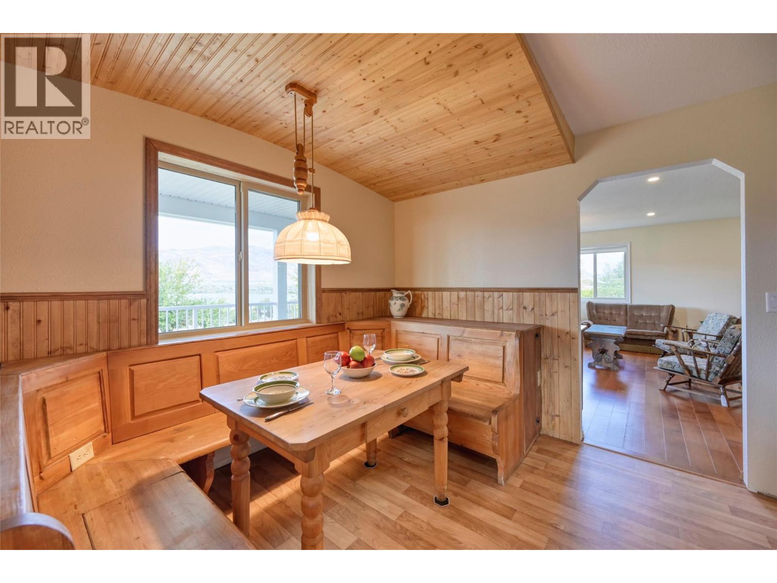 3251 41ST Street, Osoyoos
