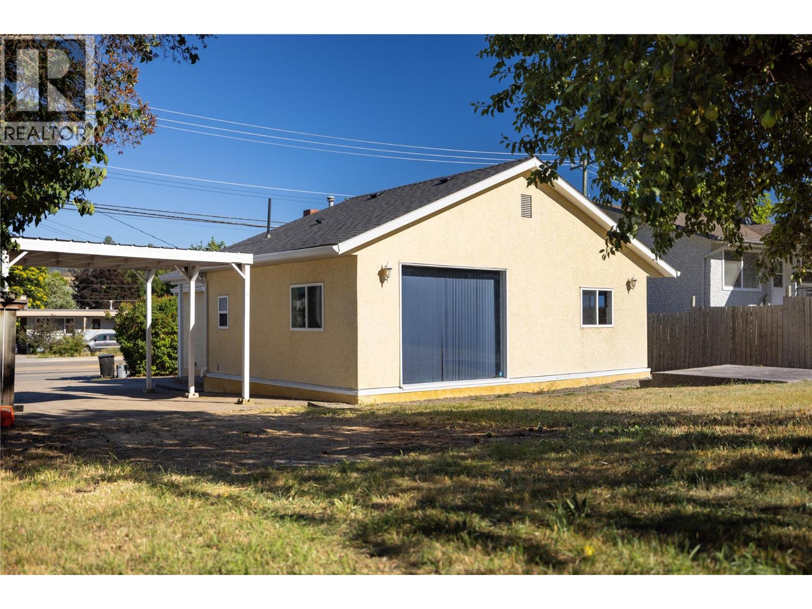 Photo 14 of 3900 Alexis Park Drive, Vernon BC