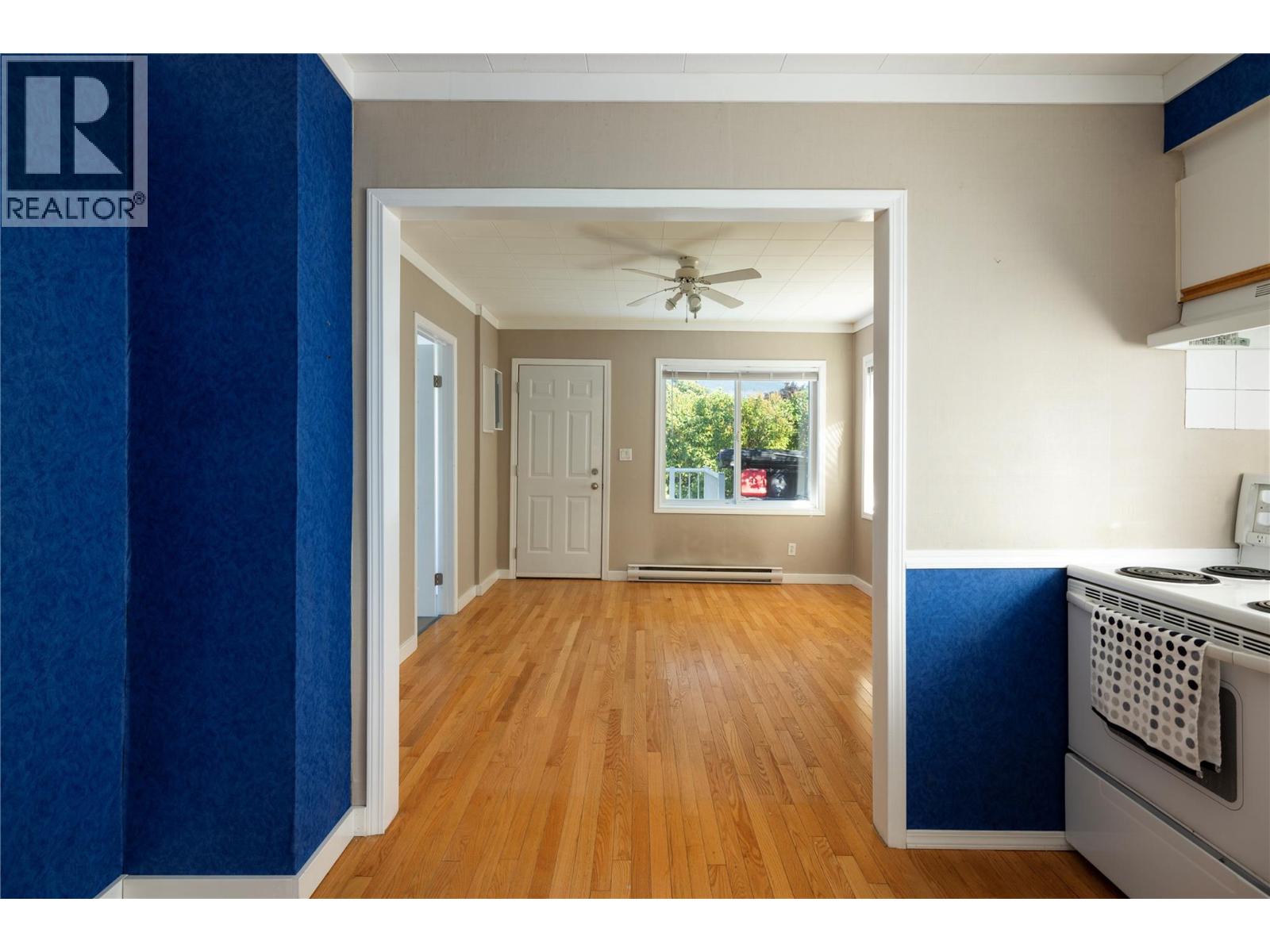 Photo 6 of 3900 Alexis Park Drive, Vernon BC