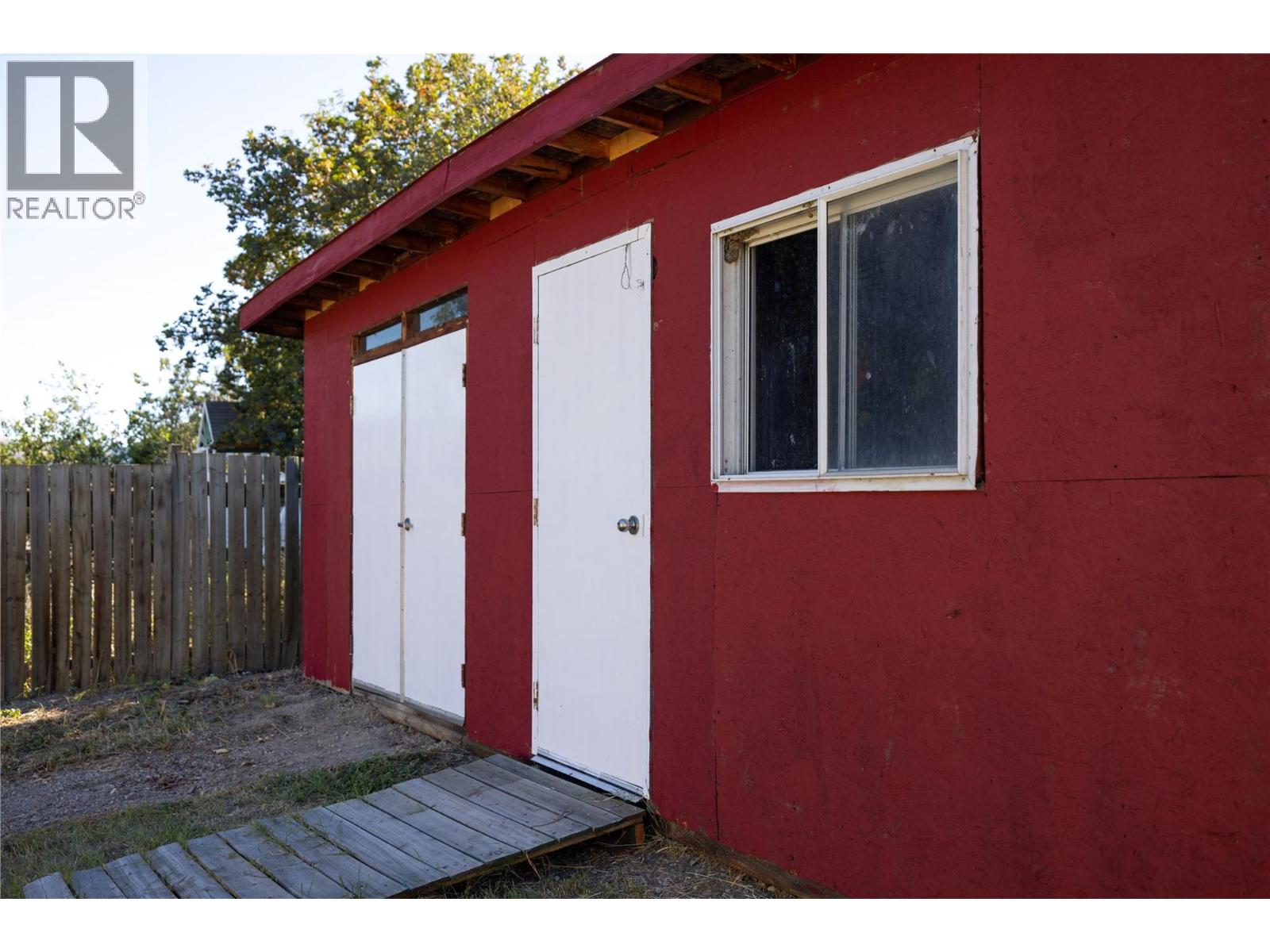 Photo 11 of 3900 Alexis Park Drive, Vernon BC