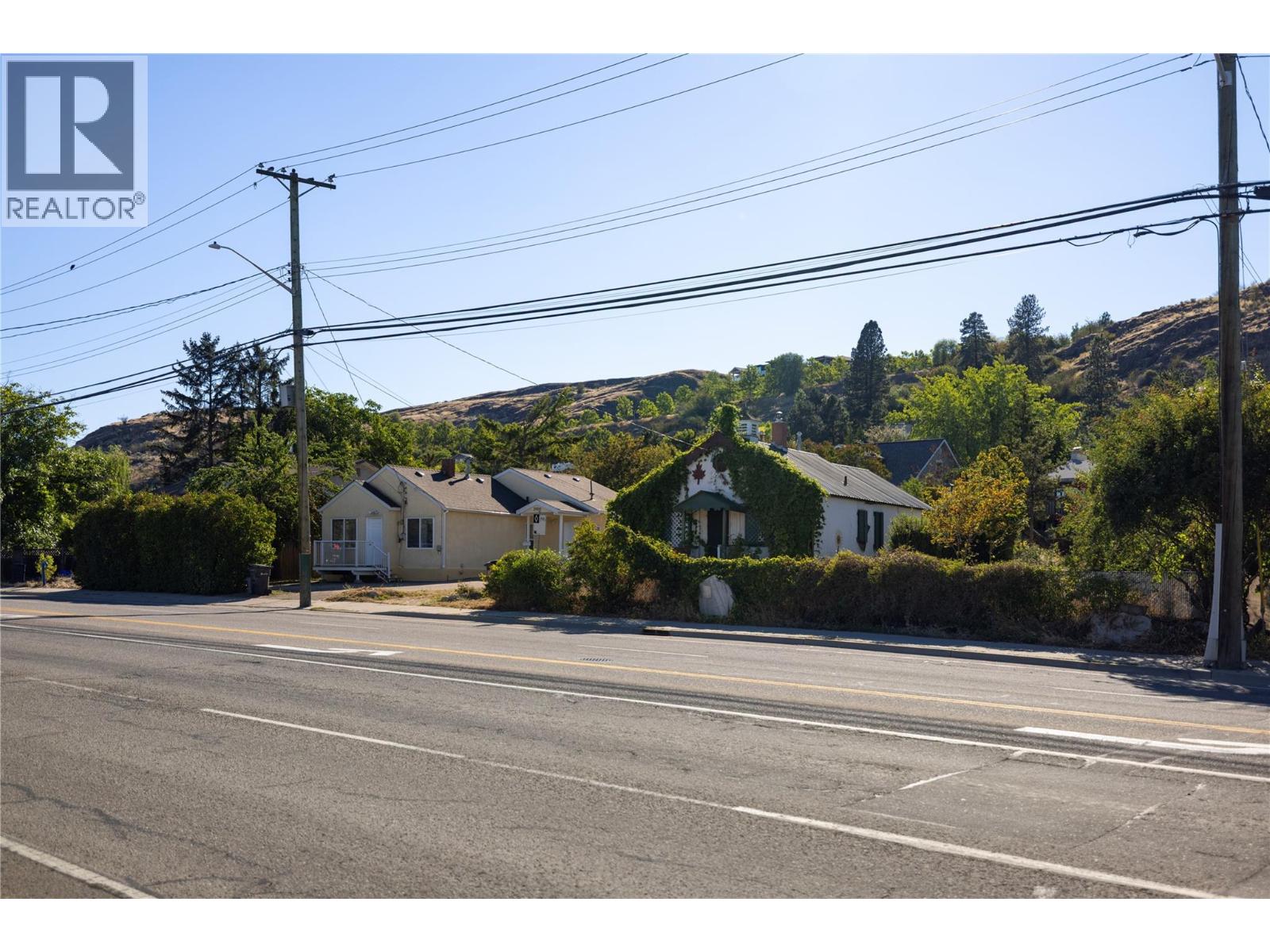 Photo 2 of 3902 Alexis Park Drive, Vernon BC