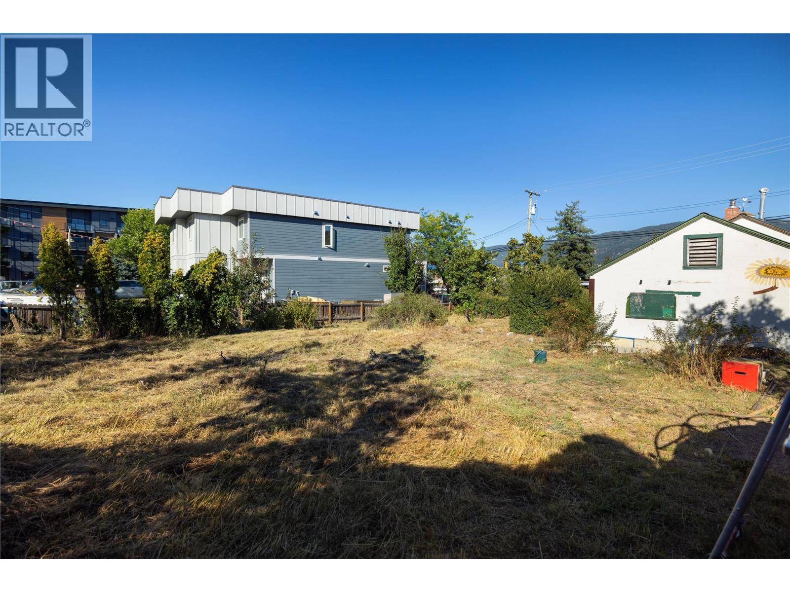 Photo 7 of 3902 Alexis Park Drive, Vernon BC
