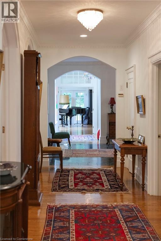 Photo 4 of 36 Cayley Street, Dundas ON
