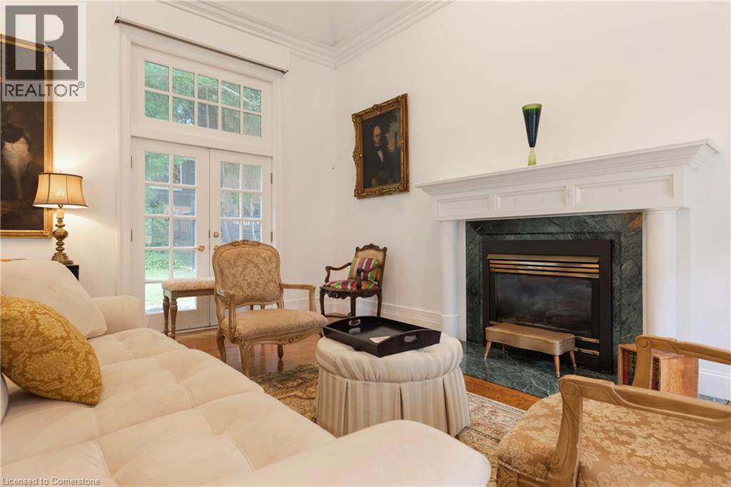 Photo 22 of 36 Cayley Street, Dundas ON
