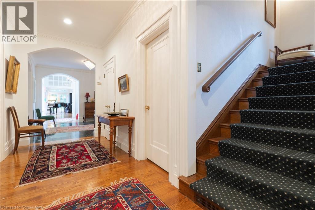 Photo 42 of 36 Cayley Street, Dundas ON