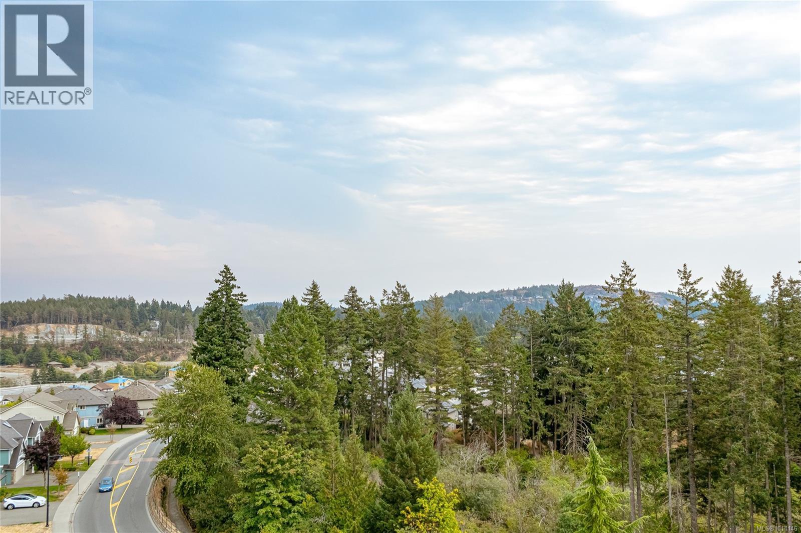  2242 Archer Gate, Langford