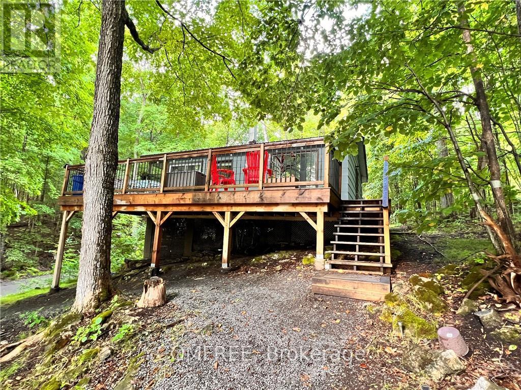 Photo 21 of 199 West Devil Lake Lane, Frontenac ON