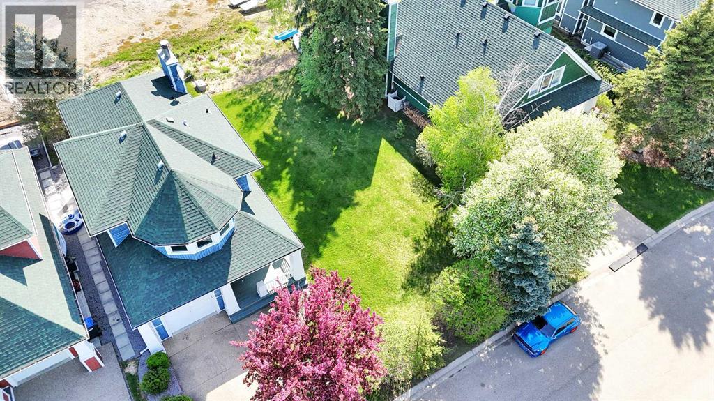 Photo 1 of 182 Marina Bay Court, Sylvan Lake AB