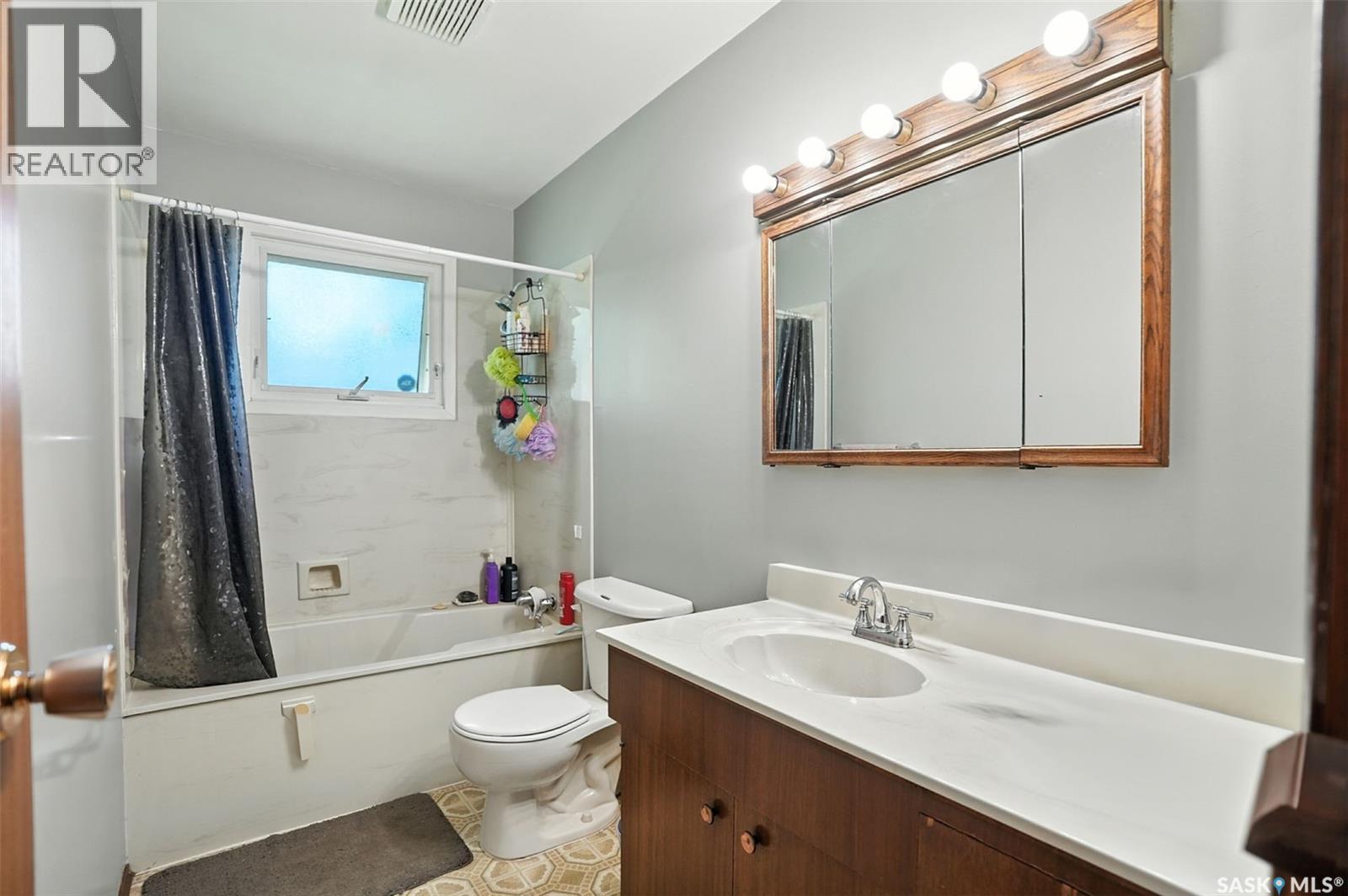 Photo 1 of 97 Maxwell Crescent, Saskatoon SK