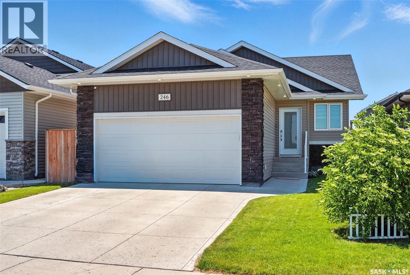 Photo 2 of 246 Hassard Close, Saskatoon SK