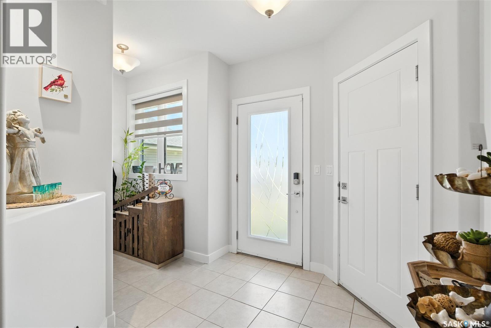 Photo 4 of 246 Hassard Close, Saskatoon SK