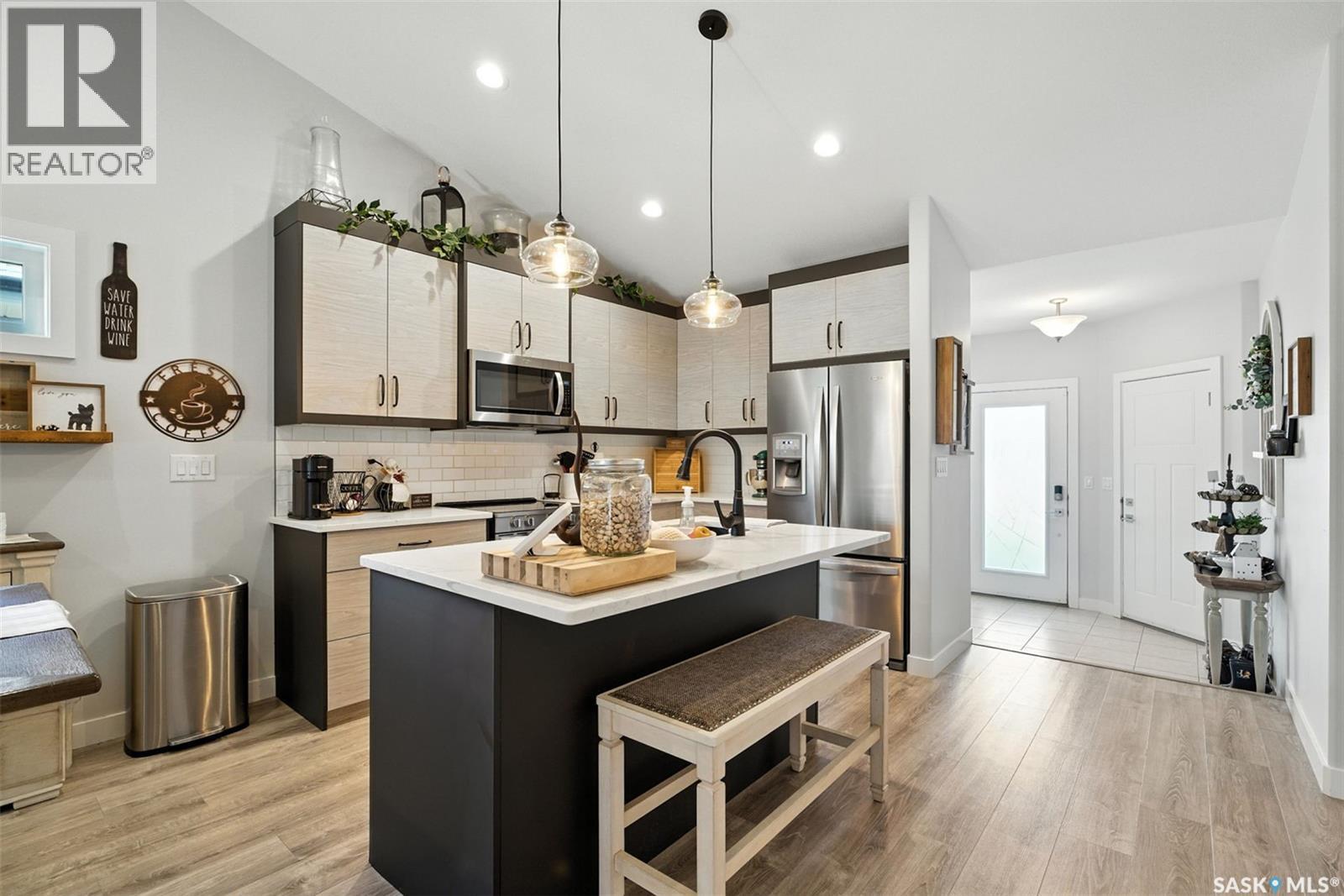Photo 5 of 246 Hassard Close, Saskatoon SK