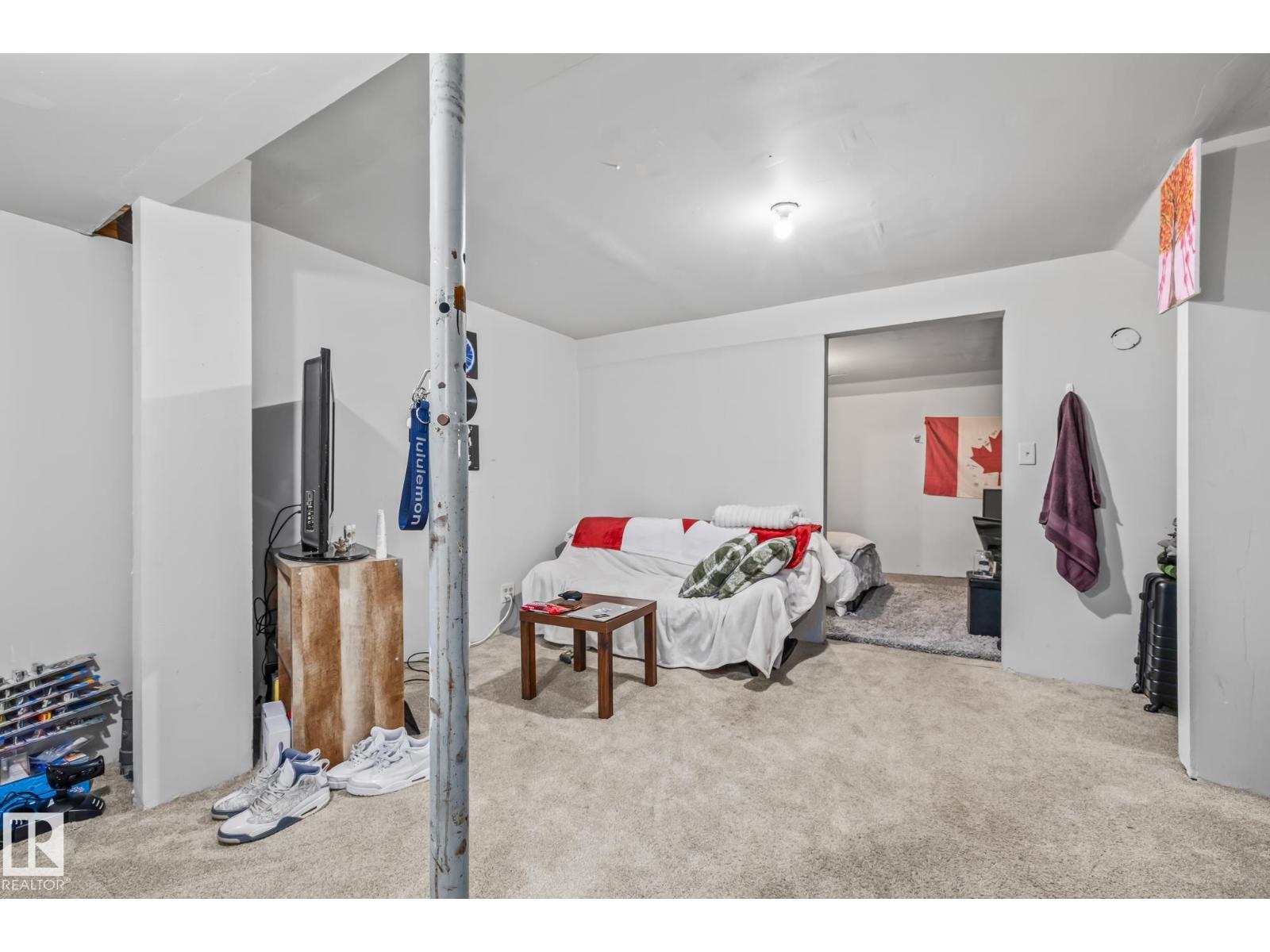 Photo 24 of 521 Dunluce Rd Nw, Edmonton AB