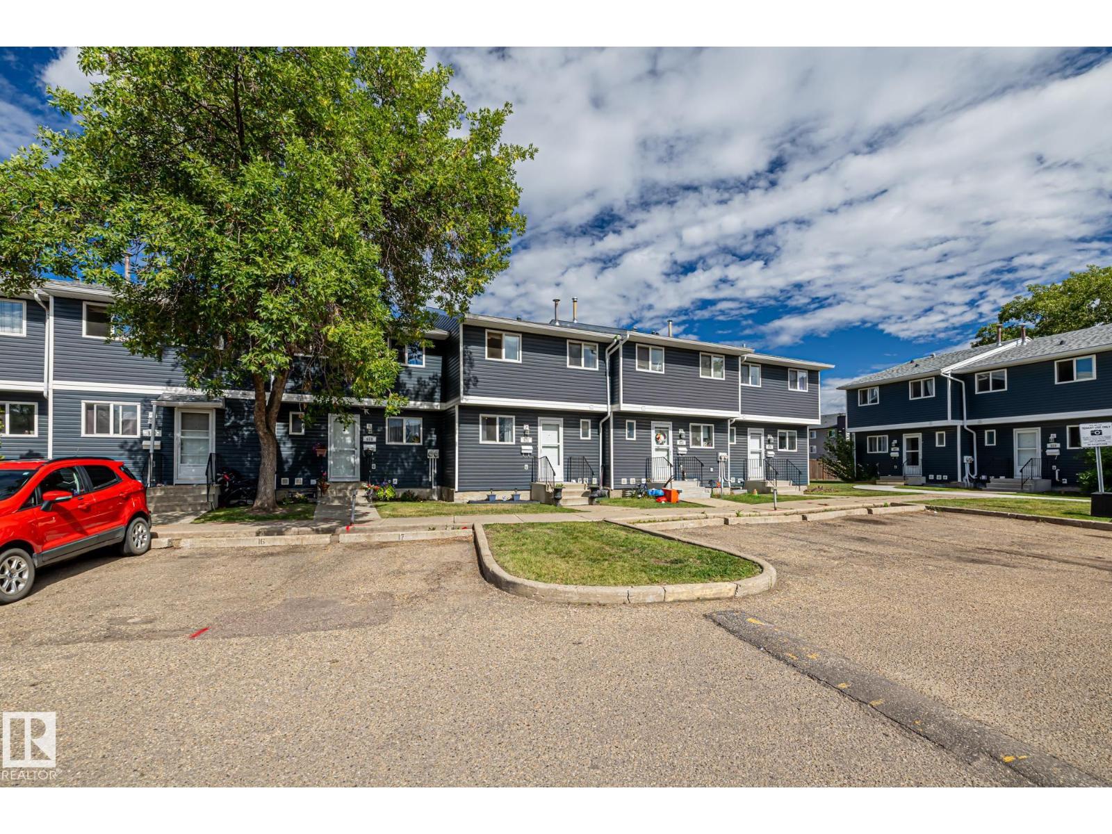 Photo 34 of 521 Dunluce Rd Nw, Edmonton AB