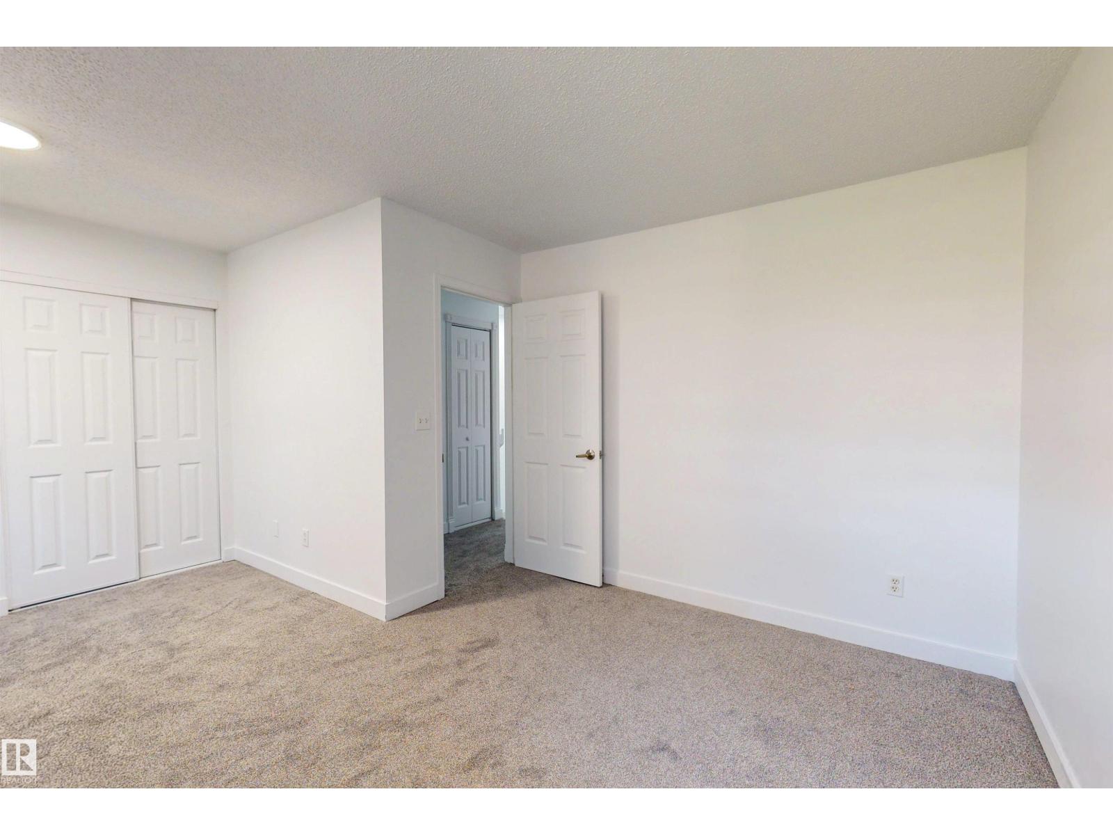 Photo 28 of 942 Lakewood Road Nw, Edmonton AB