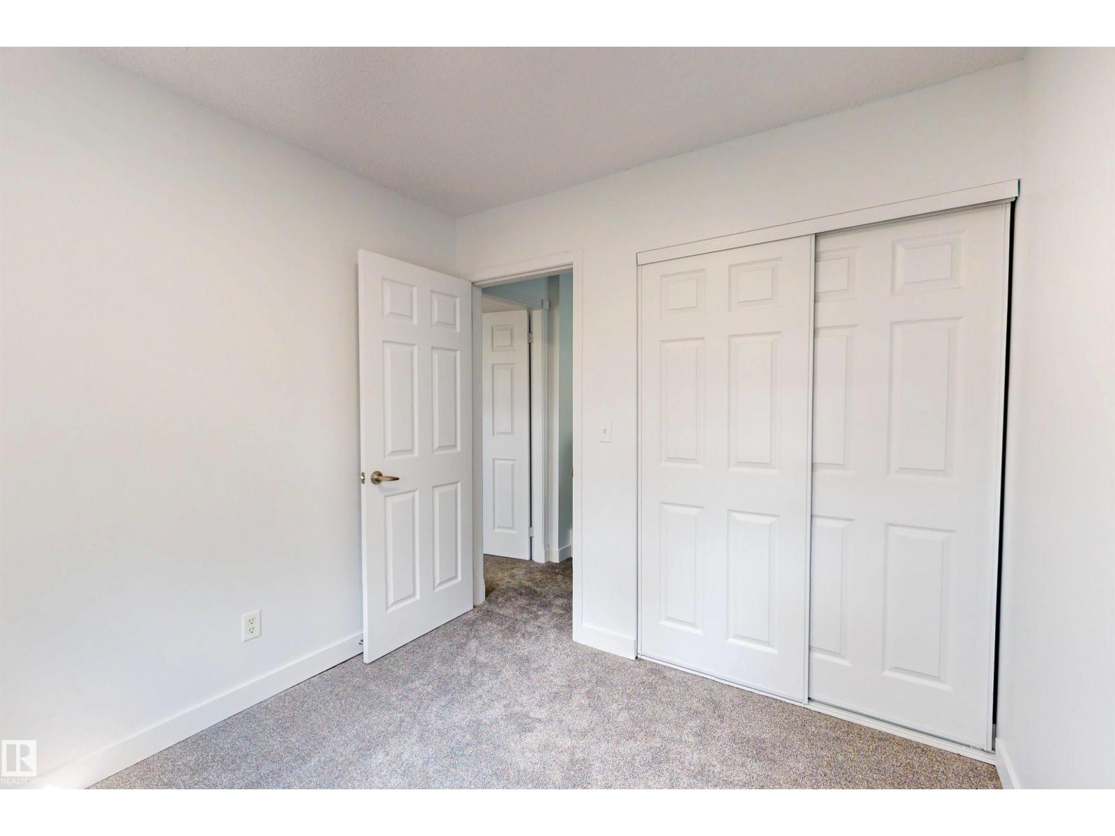 Photo 29 of 942 Lakewood Road Nw, Edmonton AB