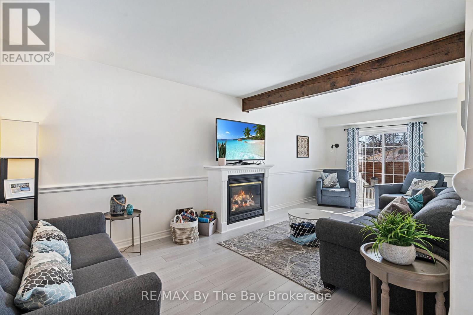 Photo 13 of 15 Baker Street, Wasaga Beach ON