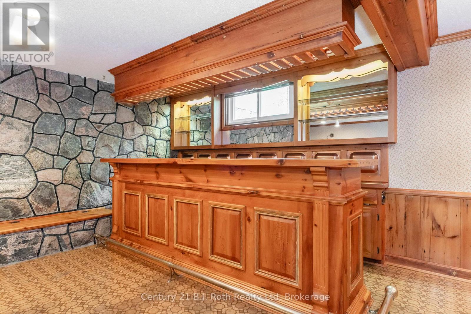 Photo 30 of 56 Fox Street, Penetanguishene ON