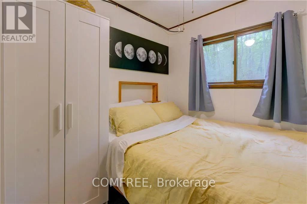 Photo 12 of 199 West Devil Lake Lane, Frontenac ON