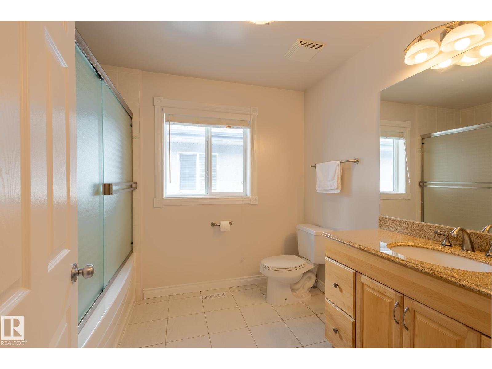 Photo 27 of 10708 76 Av Nw, Edmonton AB