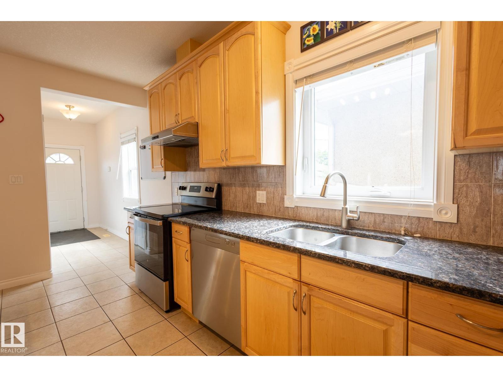 Photo 72 of 10708 76 Av Nw, Edmonton AB
