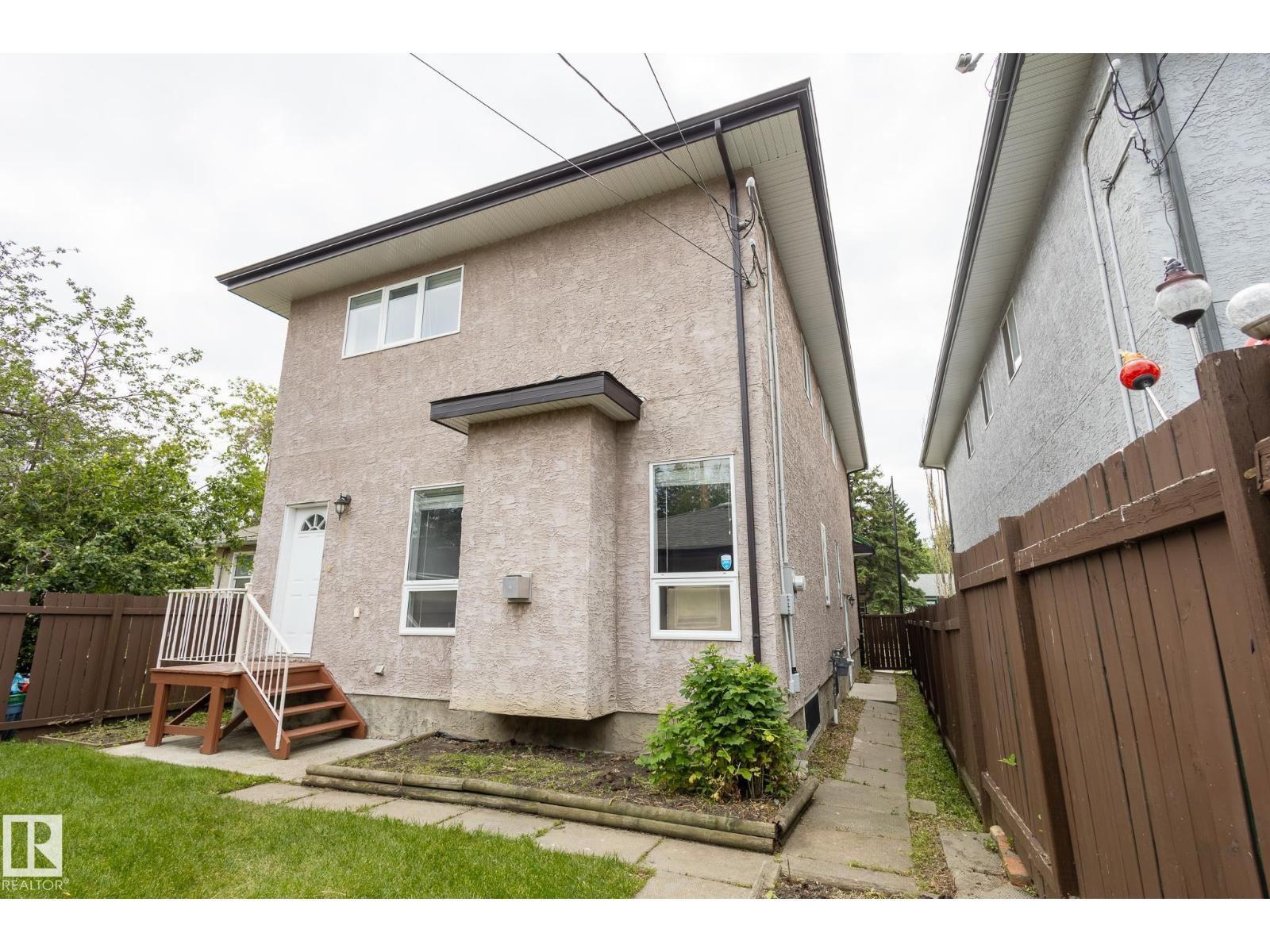 Photo 25 of 10708 76 Av Nw, Edmonton AB