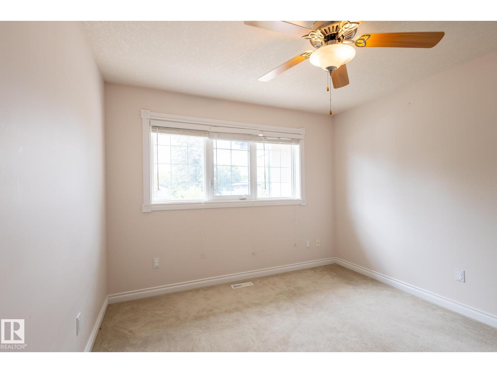 Photo 18 of 10708 76 Av Nw, Edmonton AB