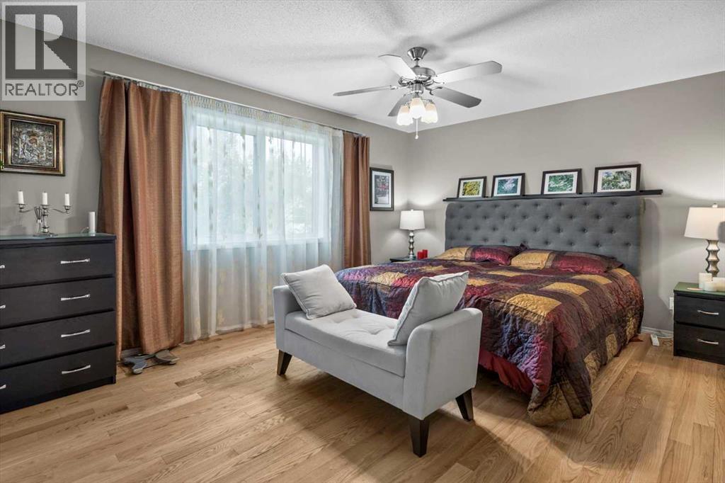 Single Family House for Sale in  Royal Birch Way NW Royal Oak Calgary 