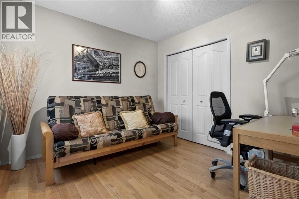 Single Family House for Sale in  Royal Birch Way NW Royal Oak Calgary 