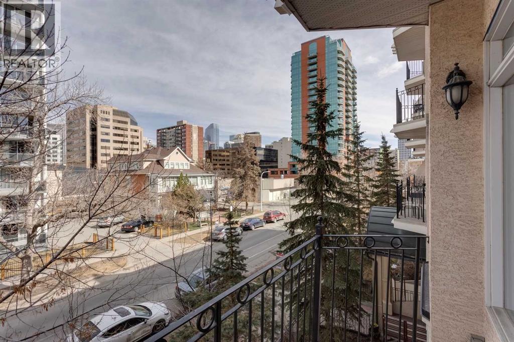 Single Family House for Sale in    Avenue SW Beltline Calgary 