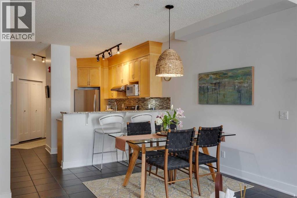 304, 923 15 Avenue SW, Calgary, Alberta