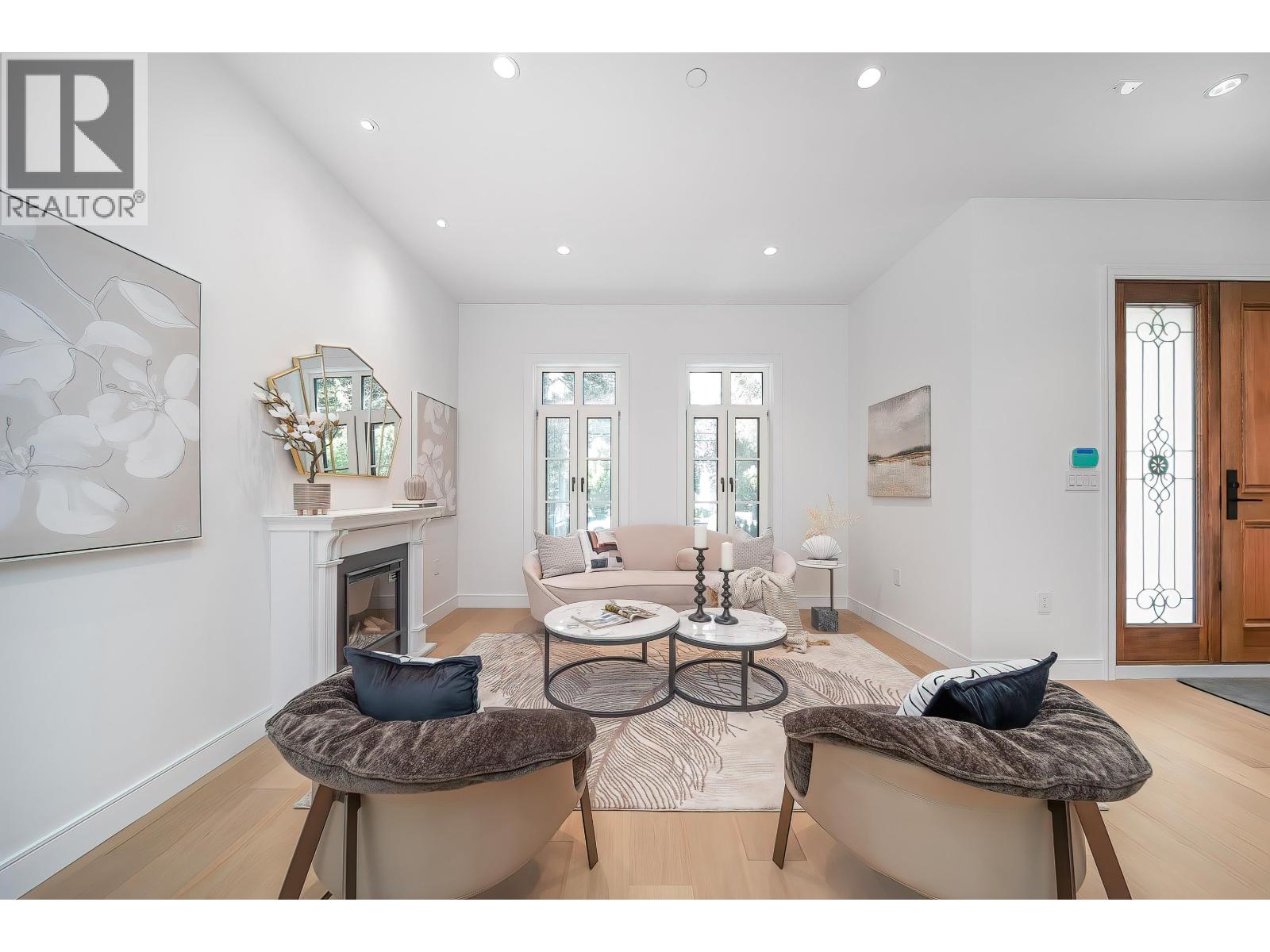 Photo 5 of 5836 Highbury Street, Vancouver BC