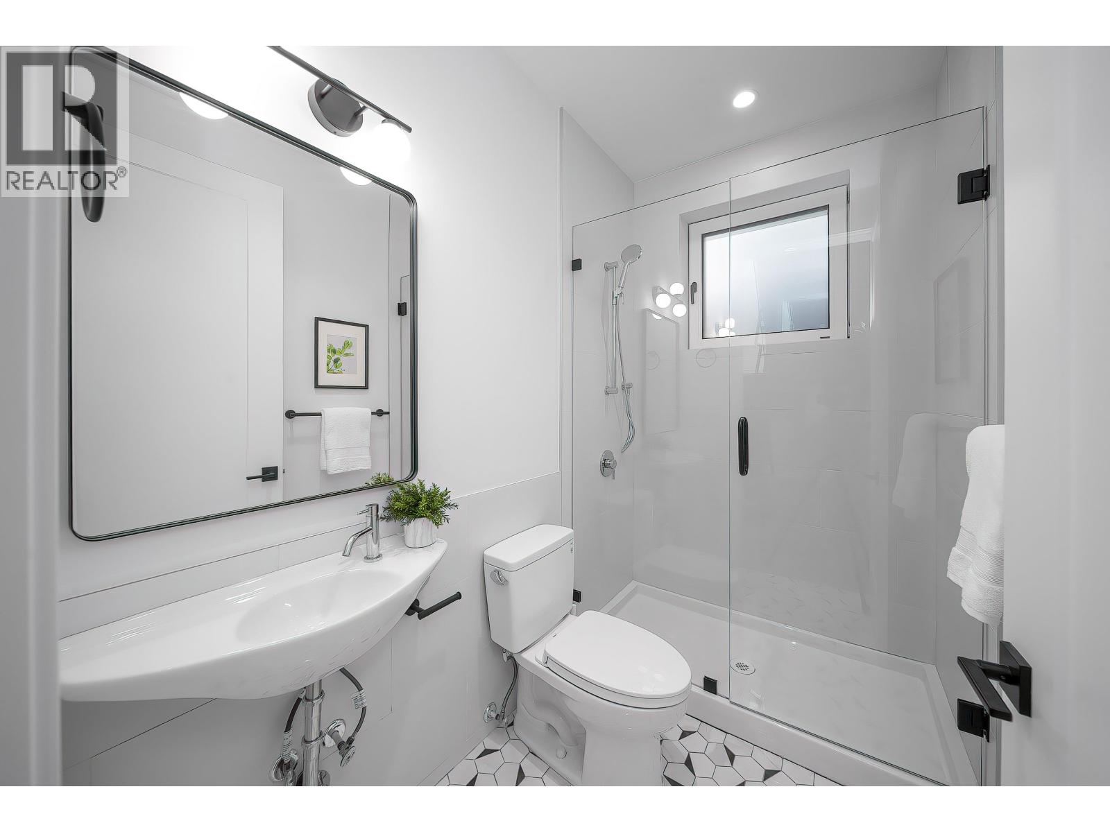 Photo 19 of 5836 Highbury Street, Vancouver BC