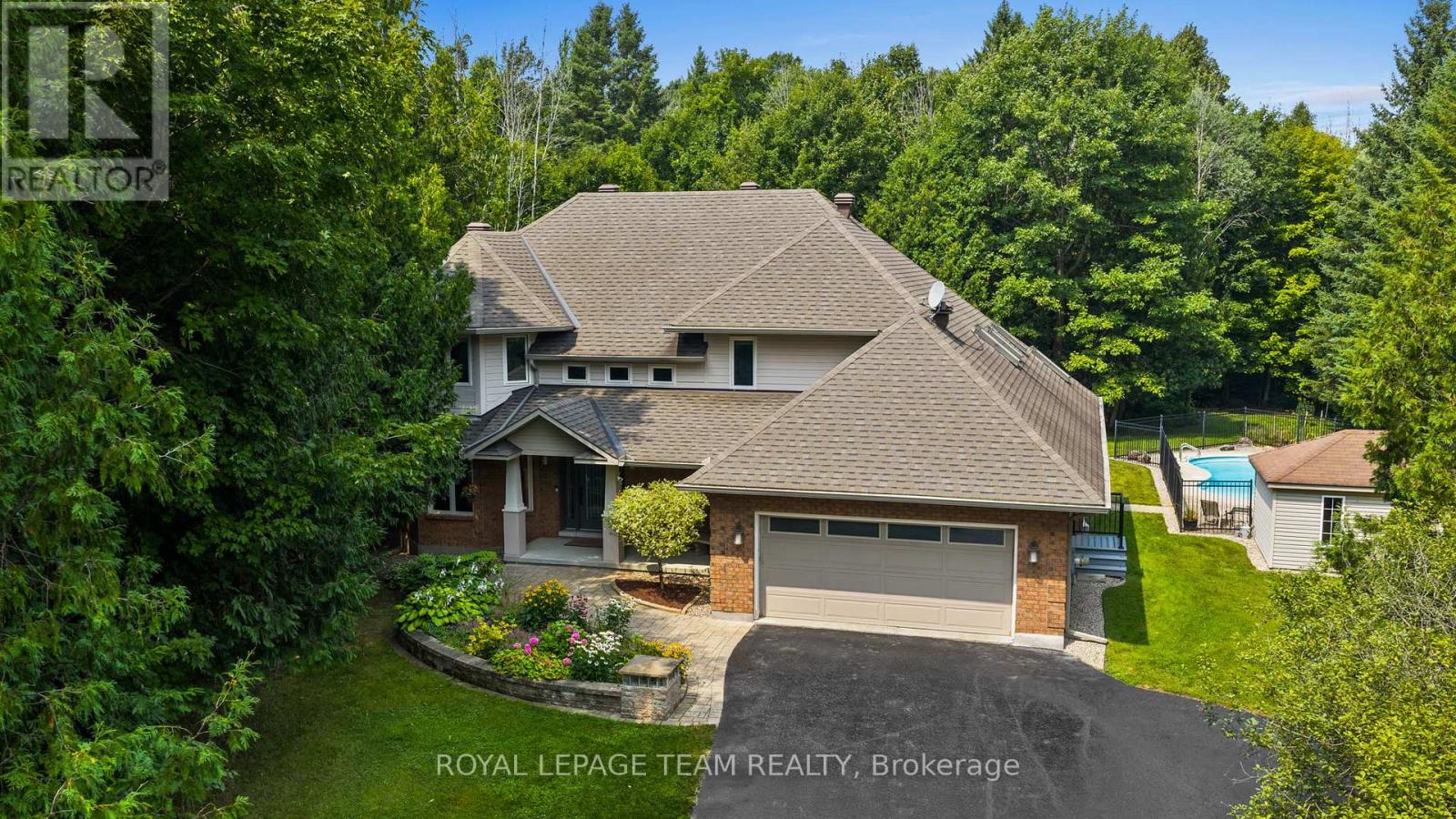 Photo 47 of 10 Weldale Drive, Ottawa ON