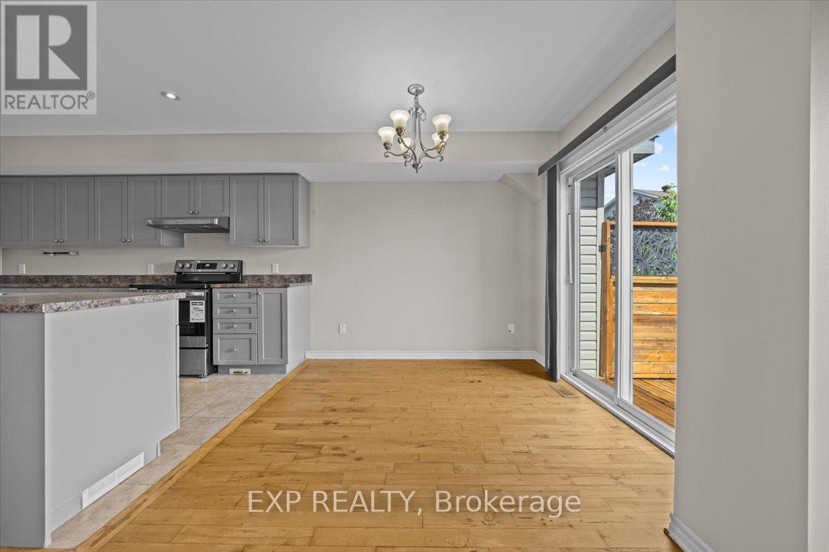Photo 4 of 12 John Findlay Terrace, Arnprior ON