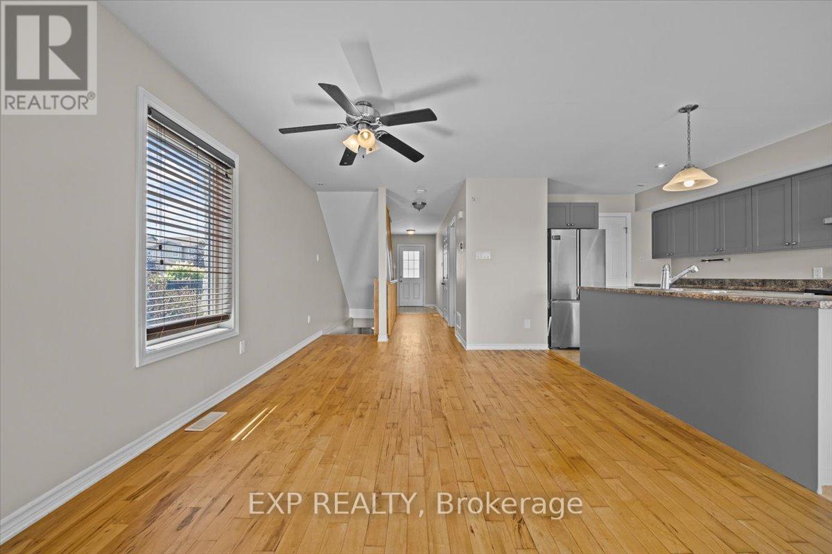 Photo 6 of 12 John Findlay Terrace, Arnprior ON