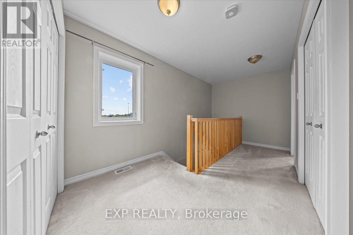 Photo 31 of 12 John Findlay Terrace, Arnprior ON