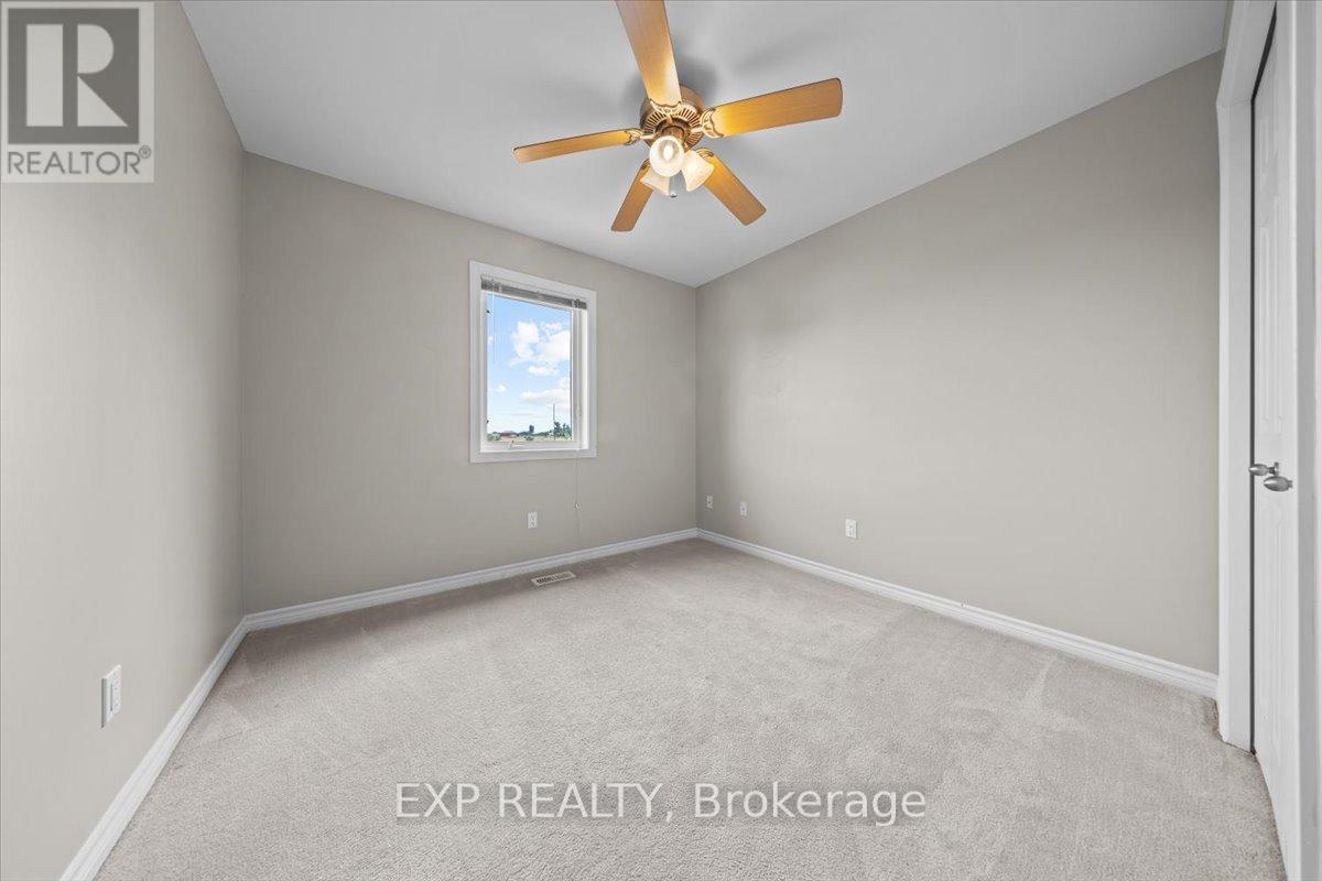 Photo 25 of 12 John Findlay Terrace, Arnprior ON