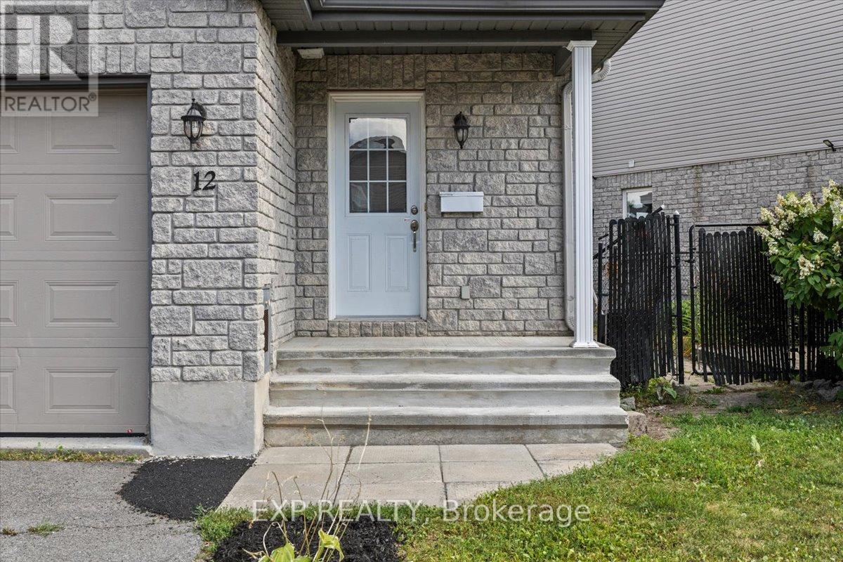 Photo 7 of 12 John Findlay Terrace, Arnprior ON