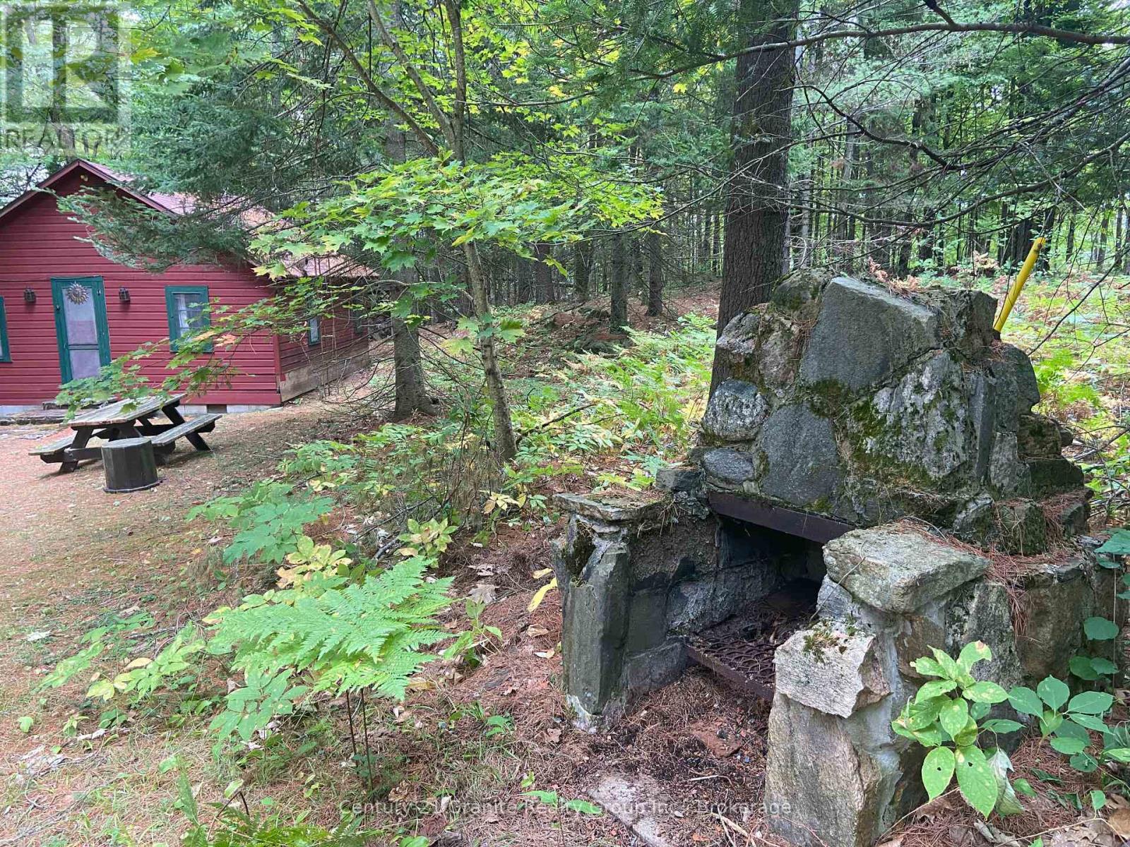 Photo 36 of 1035 Nawautin Lane, Minden Hills ON