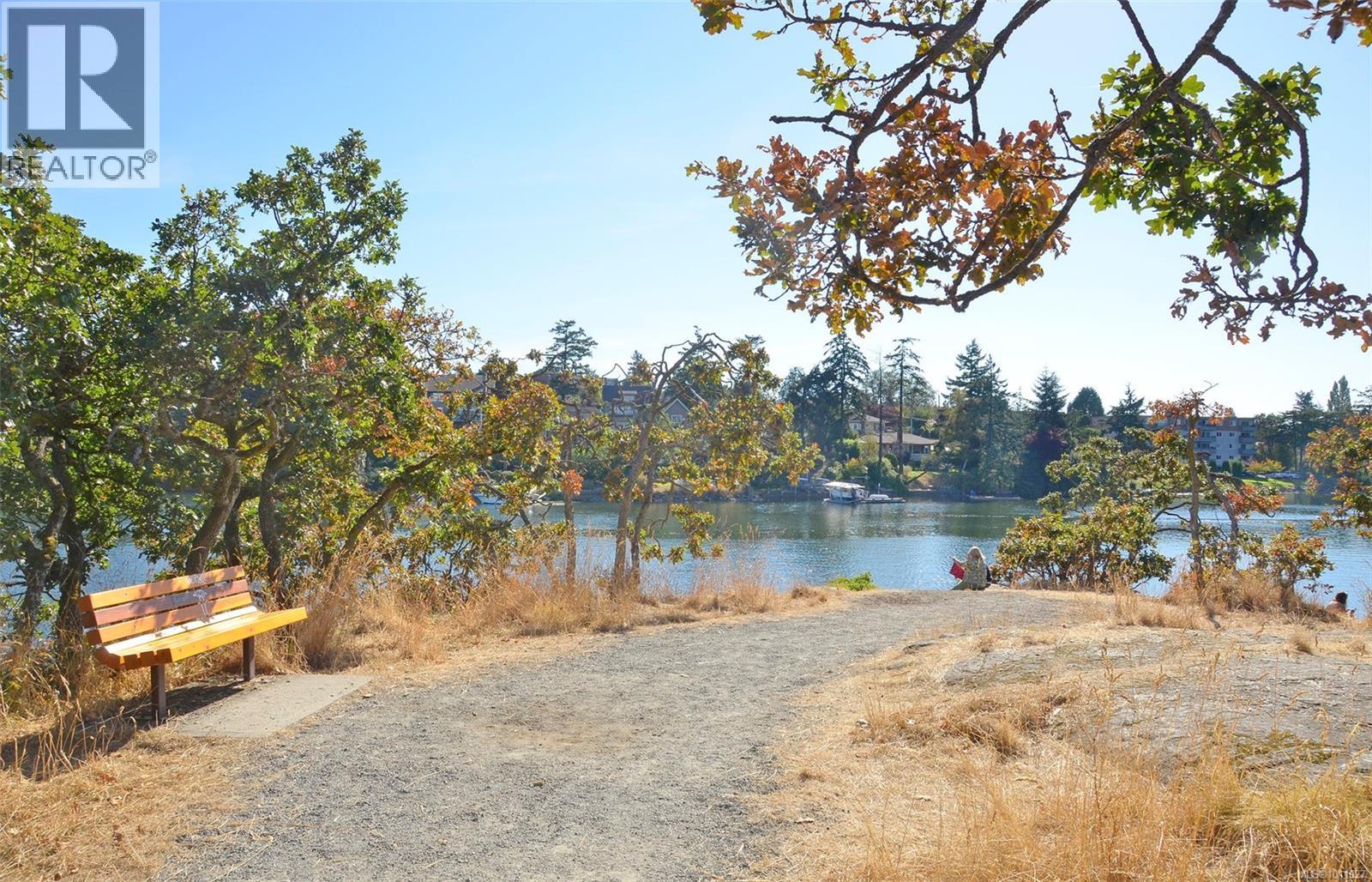 Photo 28 of 201 7 Gorge Rd W, Saanich BC