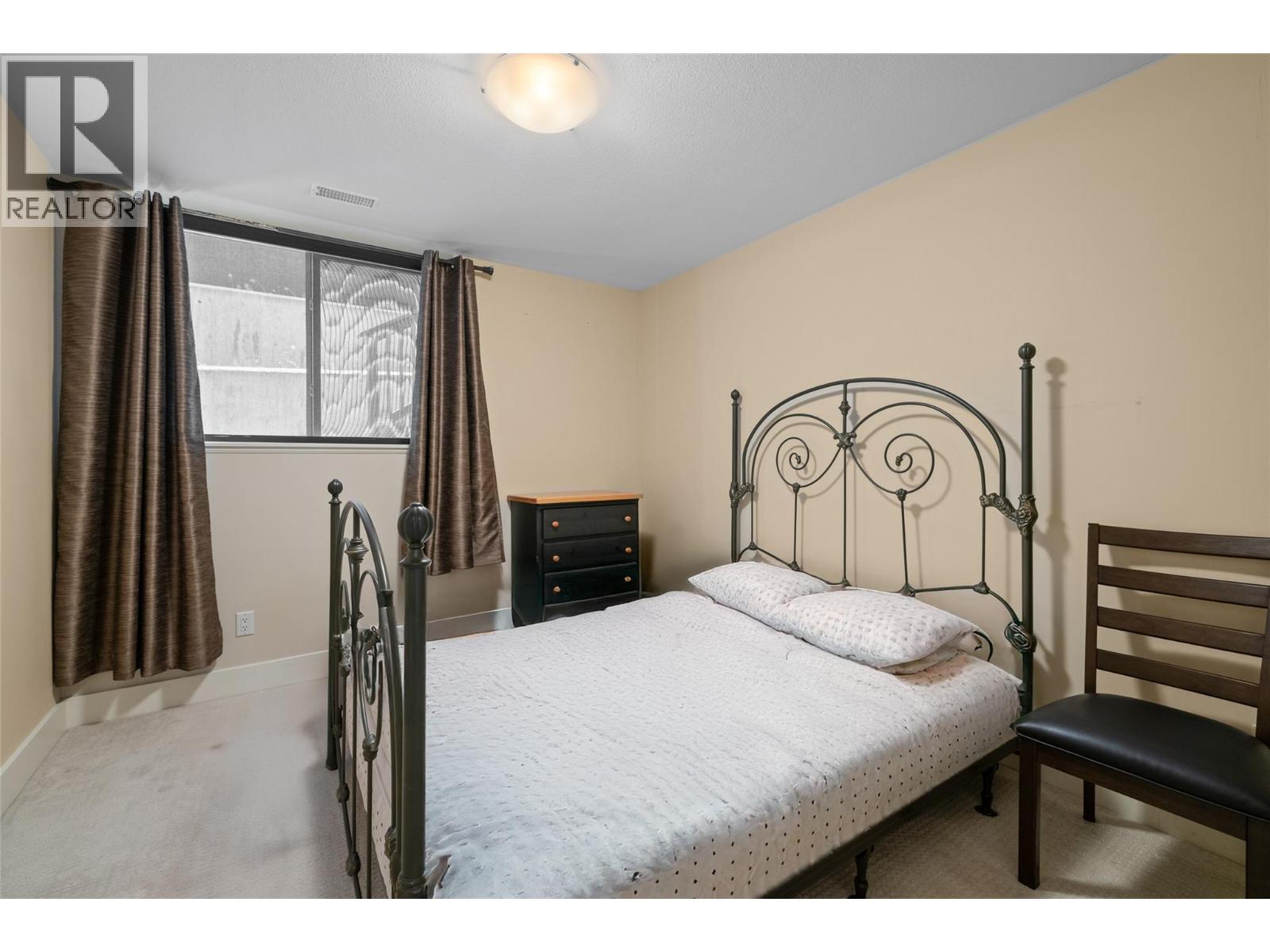  774 Kuipers Crescent, Kelowna