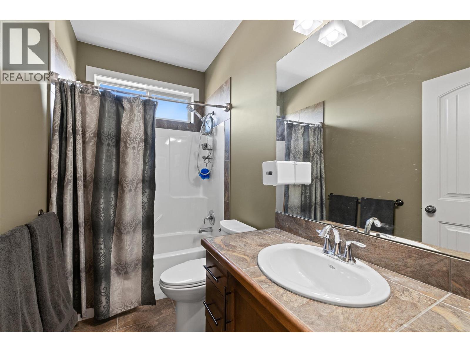 774 Kuipers Crescent, Kelowna