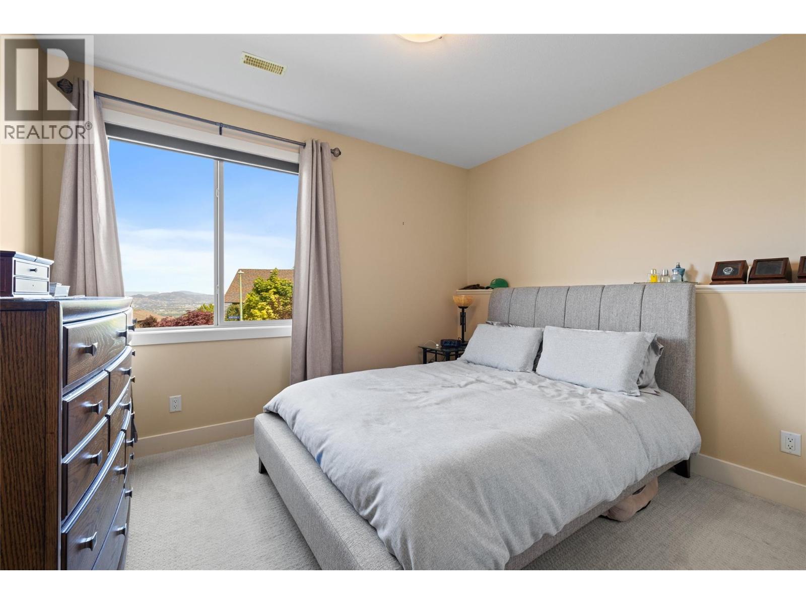  774 Kuipers Crescent, Kelowna