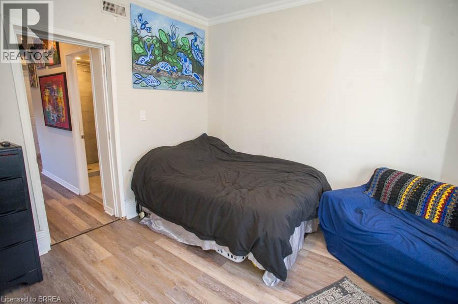 Photo 14 of 282 Darling Street, Brantford ON